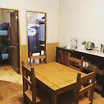 Magellanicus Rustic Suites